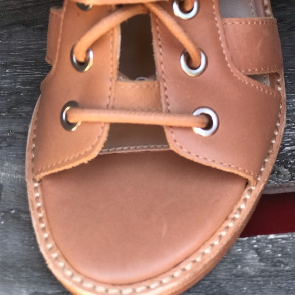 🆕 Cute and Stylish Cut-out Caged Sandals Size 7 - Picture 8 of 8